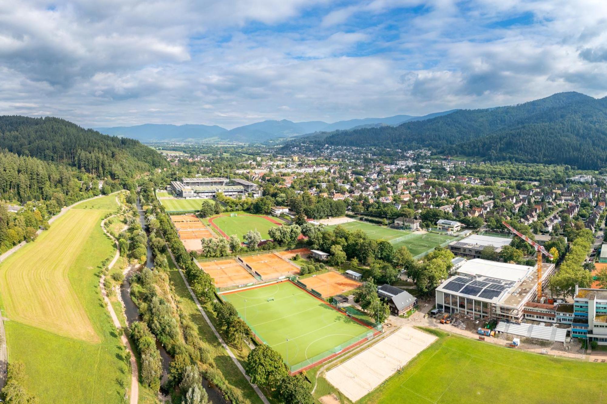 Jugendherberge Freiburg Bagian luar foto